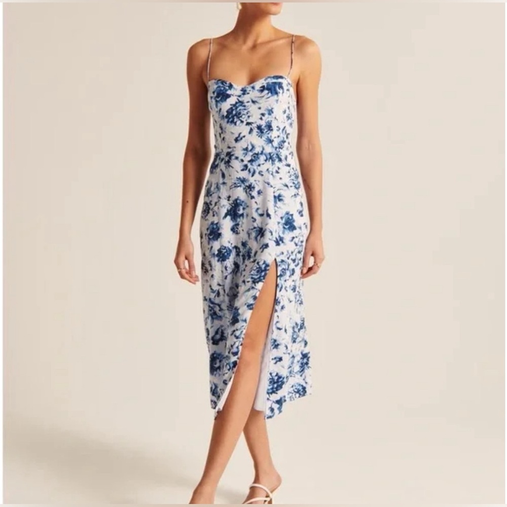 Abercrombie & Fitch Blue and White Floral Midi Dress